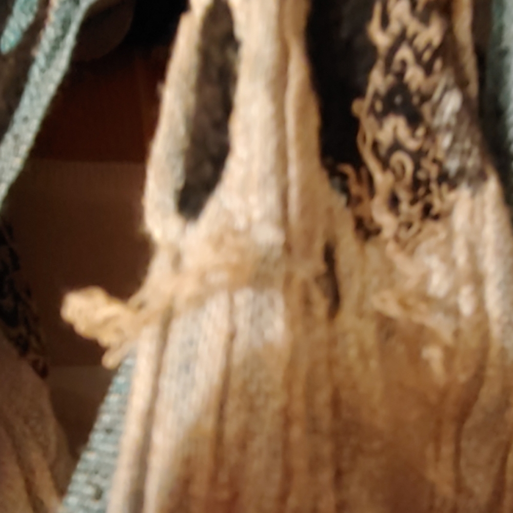 2 scarf bundle viscose and silk - Picture 3 of 8